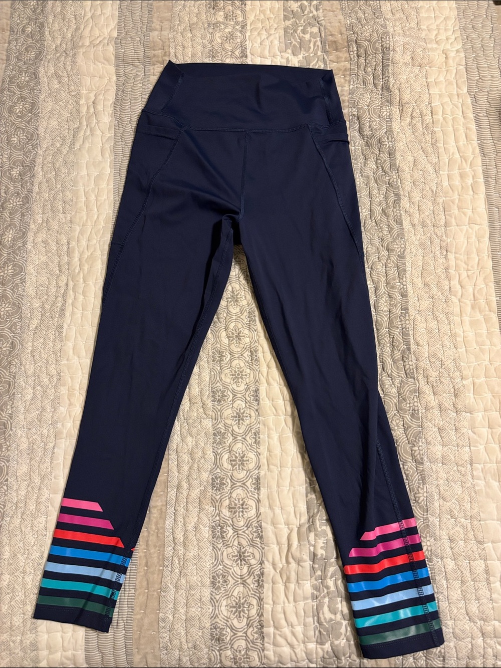 ADDISON BAY PATTISON LEGGINGS SIZE M!